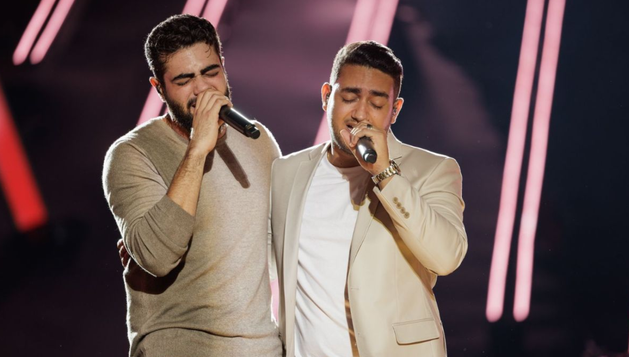 Henrique, da dupla com Juliano, toma susto durante show e