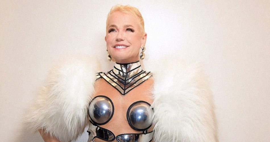 Xuxa Meneghel enfrenta ataque de fã com cuspe após show